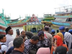 Akhir Pekan Ini, Warga Pati Gelar Lomban Kupatan dan Sedekah Laut