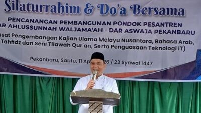 Wakil Wali Kota Pekanbaru, Markarius Anwar saat menghadiri pencanangan pembangunan Ponpes Dar Aswaja cabang Pekanbaru, Riau. Foto: dokumentasi