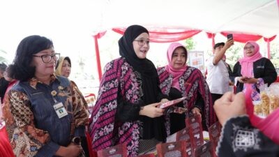 Ketua Dekranasda Jawa Tengah, Nawal Arafah Yasin disela menghadiri Pemilihan Duta Muslimah Preneur Jawa Tengah 2026, di Rumah Dinas Wali Kota Semarang, Rabu (1/4/2026