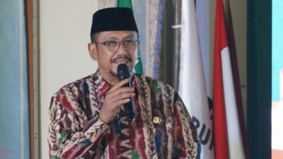 Bupati Sukabumi Asep Japar saat menghadiri kegiatan Halal Bihalal PCNU Kabupaten Sukabumi di Gedung PCNU Kabupaten Sukabumi, Jawa Barat, Kamis (23/4/2026). Foto: dokumentasi