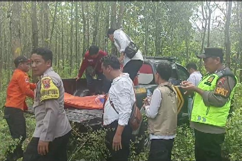 Pria Tanpa Identitas Ditemukan di Tengah Hutan Kendal