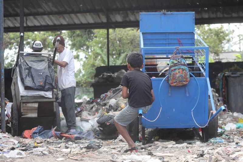 Salah satu lokasi pengelolaan sampah di kota Bandung. Foto: dokumentasi