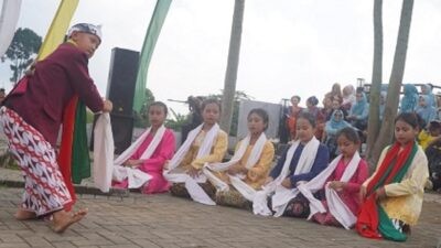 Ekosistem Budaya Kasumedangan Vol 18 di Geoteater Rancakalong, Kabupaten Sumedang, Jawa Barat,nSabtu (4/4/2026).