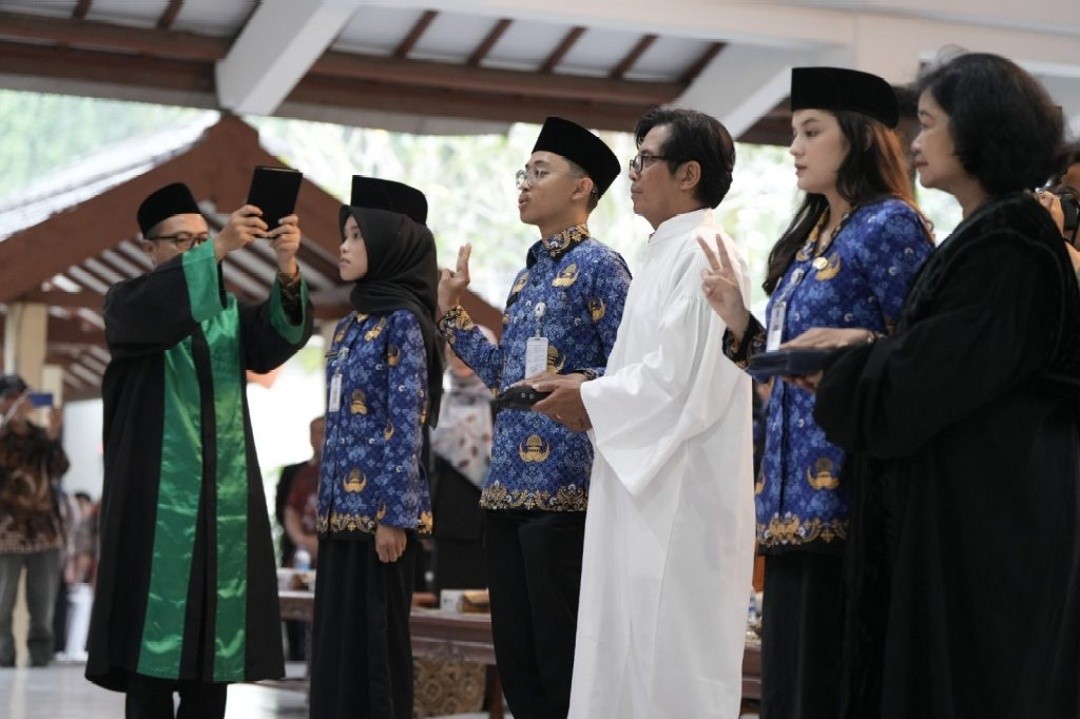 Pengambilan sumpah jabatan PNS di lingkungan Pemerintah Kabupaten Sleman Yogyakarta Foto: dokumentasi