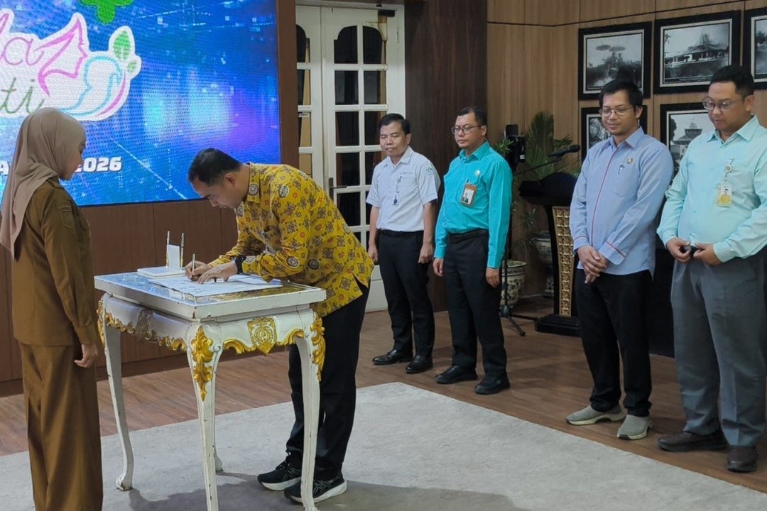 Bupati Kendal, Dyah Kartika Permanasari saat peluncuran Bunda Melati Plus. Foto: Yoedhi/Lingkar.co