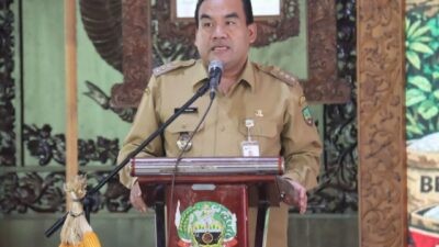 Bupati Blora Arief Rohman saat menghadiri Halalbihalal Lembaga Pendamping Perhutanan Sosial Perkumpulan Rejo Semut Ireng Kabupaten Blora di Pendopo Kabupaten. Foto: dokumentasi