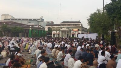 Ribuan warga ikuti Shalat Idul Fitri 1447 Hijriah di Balaikota Semarang. (dok Istimewa)