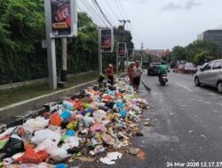 Respon Laporan Masyarakat, Pemkot Semarang Minta Maaf dan Sigap Bersihkan Tumpahan Sampah