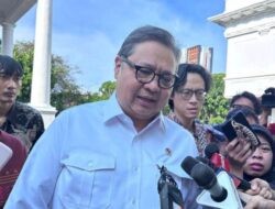 Isu Potong Gaji Menteri Mencuat, Airlangga: Belum Masuk Pembahasan