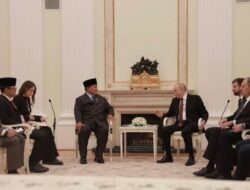 Seskab Beberkan Hasil Pertemuan Panjang Prabowo–Putin di Moskow