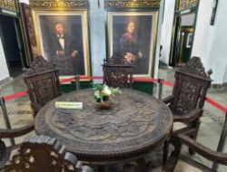 Fakta Menarik Meja Raden Ajeng Kartini di Rembang, Simpan Filosofi Keluarga