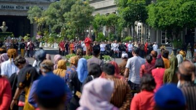Suasana apel memperingati Hari Kartini di Balaikota Semarang. (dok Pemkot Semarang)