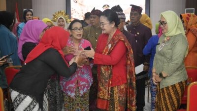 Wali Kota Semarang, Agustina Wilujeng Pramestuti saat menghadiri talkshow peringatan Hari Kartini di lingkungan Balaikota Semarang. (dok Pemkot Semarang)