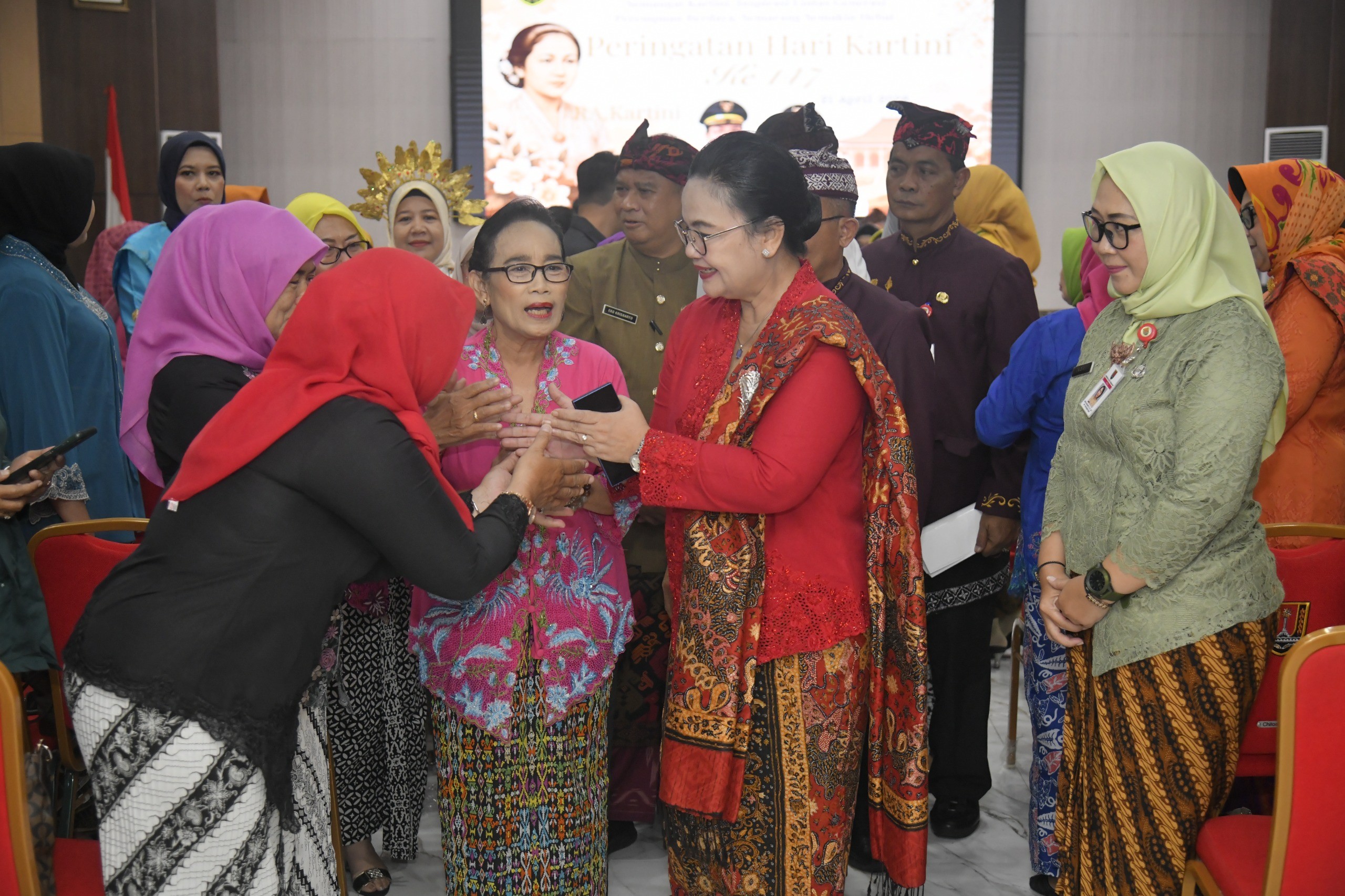 Wali Kota Semarang, Agustina Wilujeng Pramestuti saat menghadiri talkshow peringatan Hari Kartini di lingkungan Balaikota Semarang. (dok Pemkot Semarang)