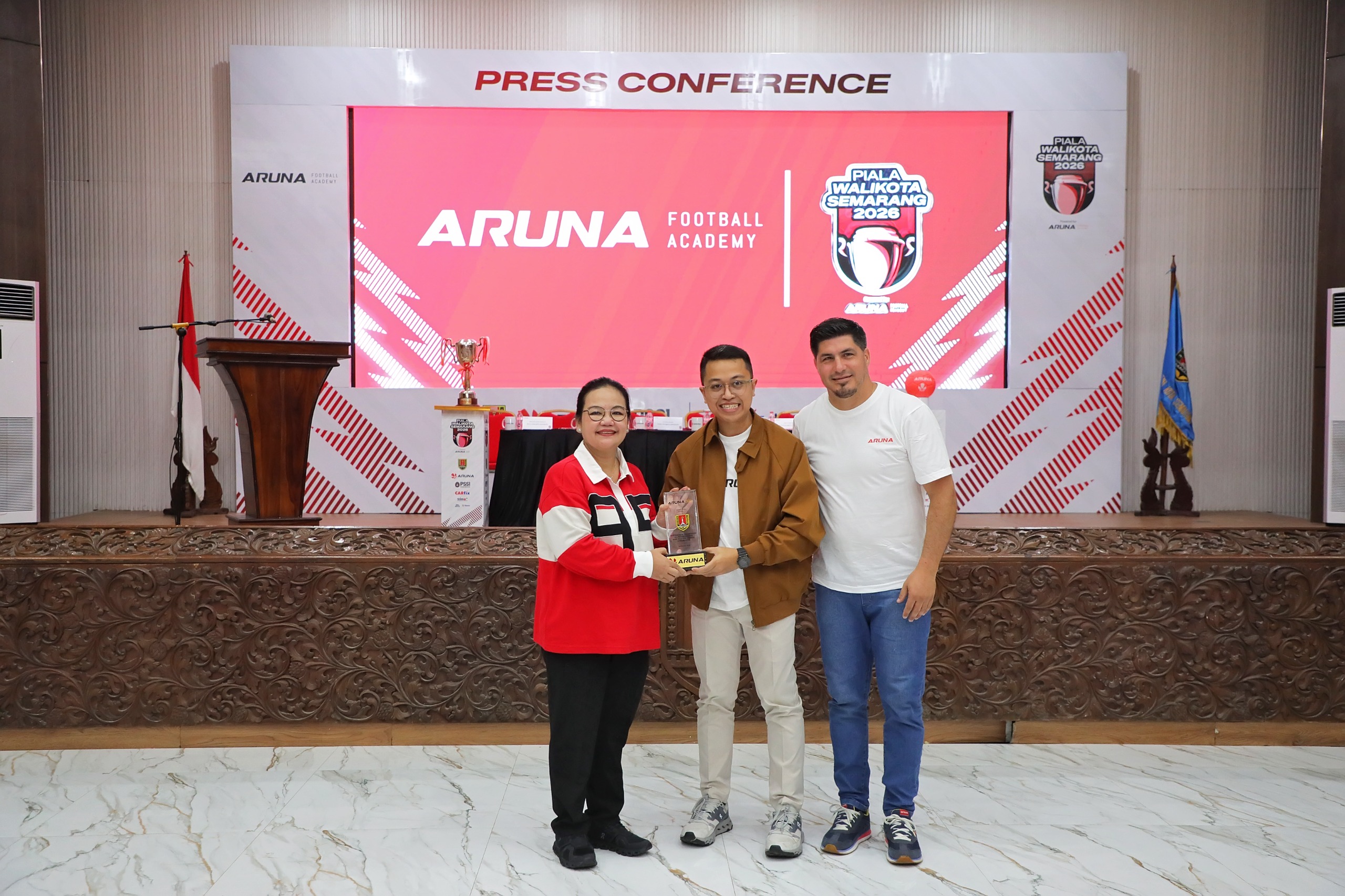 Wali Kota Semarang, Agustina Wilujeng Pramestuti saat menghadiri Press Conference kompetisi sepakbola U-13 Piala Walikota Kota Semarang. (dok Pemkot Semarang)