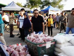 Plt Bupati Soroti Tarif Parkir Rp5 Ribu di Alun-Alun Kembang Joyo