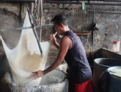 Pengrajin Tahu di Semarang Tertekan, Harga Kedelai dan Plastik Melonjak
