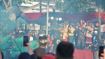 Kemeriahan Pawai Ogoh-Ogoh di depan Kantor Balaikota Semarang. (dok Pemkot Semarang)