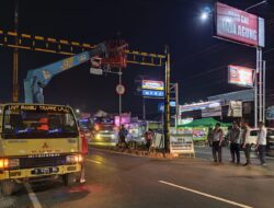 Portal 3,4 Meter Dipasang di Jalan Prof Hamka Semarang, Truk Besar Dilarang Lewat