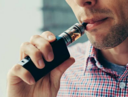 Dianggap Lebih Aman, Vape Ternyata Simpan Risiko Serius