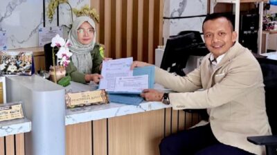 Kuasa hukum direksi, Muchtar Hadi Wibowo,