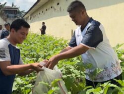 Panen Terong di Lahan Terbatas, Warga Binaan Lapas Purwodadi Diharapkan Dukung Program Ketahanan Pangan