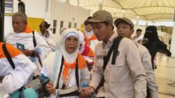 Mbah Painah, Naik Haji Setelah Puluhan Tahun Rajin Sisihkan Uang Hasil Jual Daun Pisang