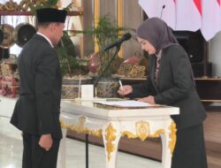 Bupati Kendal Lantik Agus Dwi Lestari sebagai Sekda Definitif