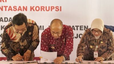 Pemkab Banyumas Terima Aset 5 Bidang Tanah dan Bangunan dari KPK