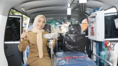 Bupati Serang Alihkan Anggaran Mobil Dinas untuk 5 Ambulans Desa