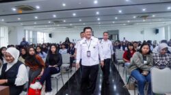 Wali Kota Salatiga Robby Hernawan saat menghadiri Workshop Jambore Pemuda, Pelatihan Tata Kelola Koperasi Kelurahan Merah Putih (KKMP), dan Launching Program Inovasi Daerah pada Senin (06/05/2026) di Ruang Kaloka Lantai 4 Gedung Setda Kota Salatiga. Foto: dokumentasi