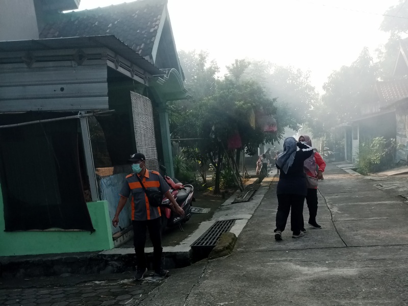 Lima Anak di Karangmulyo Positif Demam Dengue, Dinkesda Kendal Lakukan Fogging