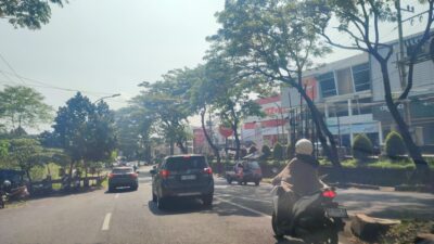 Pengamat Transportasi, Djoko Setijowarno soroti pengembangan keselamatan di Wilayah Tanjakan Silayur. (dok Pemkot Semarang)