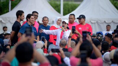 Agustina Lepas Ribuan Peserta Mlaku Bareng 479, Bawa Pesan Semarang Bergerak Bersama