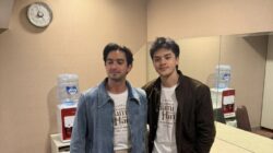 Dua aktor Omar Daniel dan Jeremie Moeremans mengungkap beragam makna di balik film Keluarga Suami Adalah Hama. (dok Istimewa)